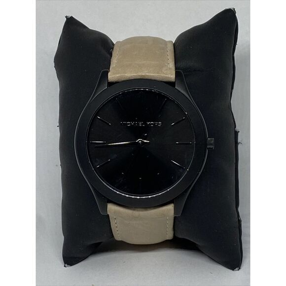 Michael Kors Slim Runway MK8510 Men's Beige Leather Analog Dial Watch JK309 - Picture 1 of 12
